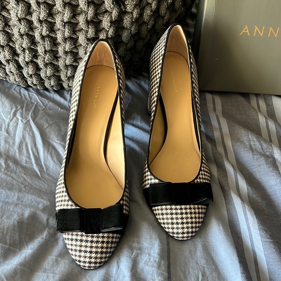 Ann Taylor Shoes - Kaia Bow blocked heel baked pecan Ann Taylor heels
